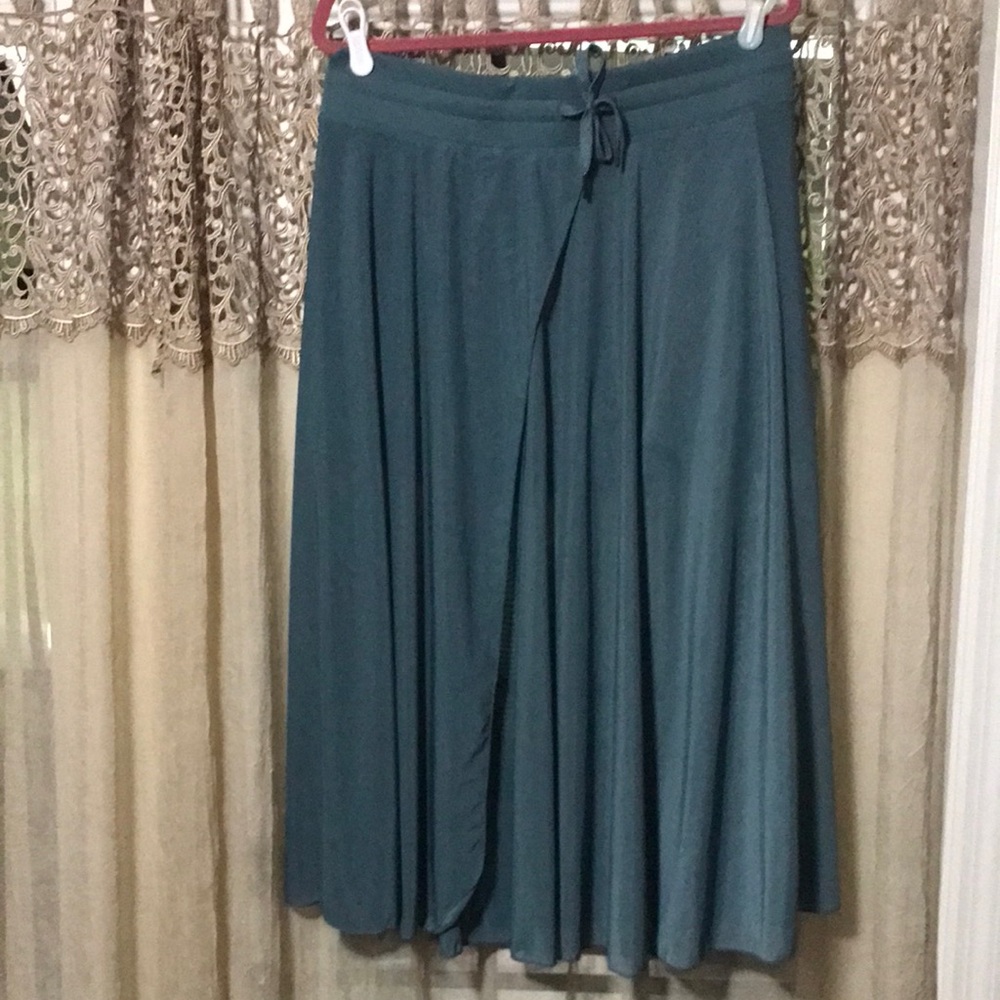 Halara Mineral Blue Drawstring Mesh 2-in-1 Pocket Flowy Flare Long Skort 🦋